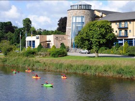 Riverside Park Hotel & Leisure Club