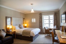 Riverside Park Hotel & Leisure Club