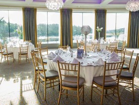 Riverside Park Hotel & Leisure Club