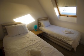 Hookless Holiday Homes