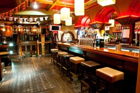 Eyre Square Hotel