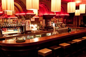 Eyre Square Hotel