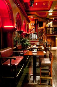 Eyre Square Hotel