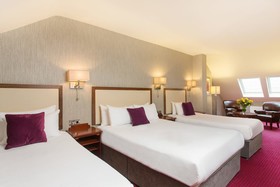 Eyre Square Hotel