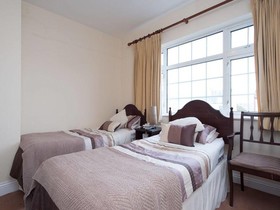 Four Seasons B&B