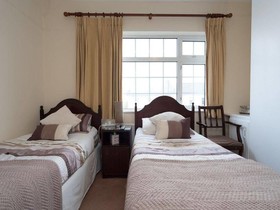Four Seasons B&B