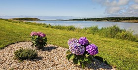 Sea Breeze Lodge B&B