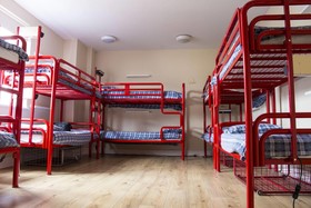 Snoozles Hostel