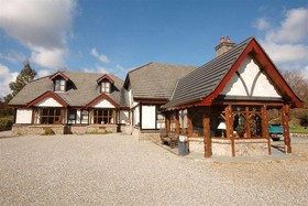Tudor Lodge