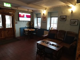 Tir Na Nog gastropub