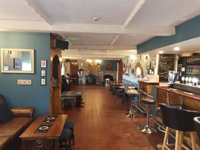 Tir Na Nog gastropub