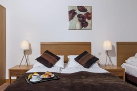 Kilkenny House Hotel