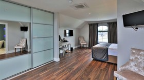 Brook Lodge Hotel
