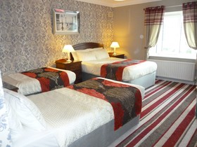 Killarney Inn