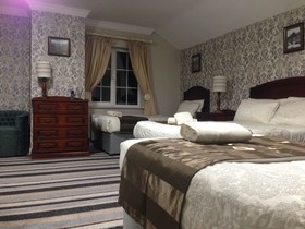 Killarney Inn