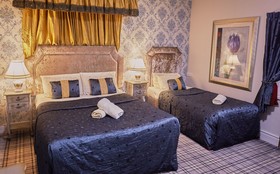 Killarney Inn