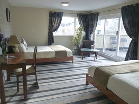 Killarney Inn