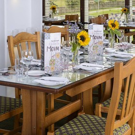 The Gleneagle Hotel & Apartments