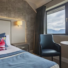 The Gleneagle Hotel & Apartments