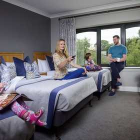 The Gleneagle Hotel & Apartments