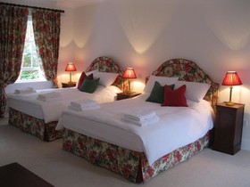 Delphi Lodge
