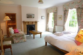 Delphi Lodge