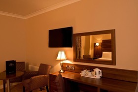 Dillon's Hotel