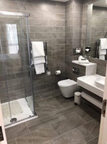The Castletroy Park Suite