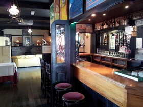 Royal Spa Hotel & Cafe