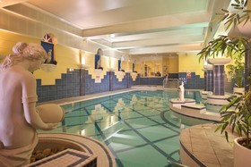 Castle Hotel