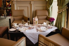 Four Seasons Hotel & Leisure Club