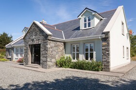 Ballinakill Lodge