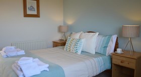 Cornerstones B&b
