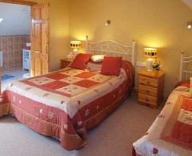 Sea Crest Farmhouse B&B