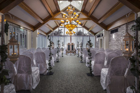 Treacys Oakwood Hotel