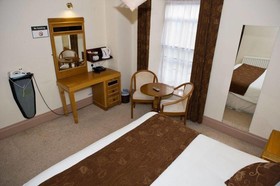 The Gateway Hotel
