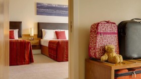 Manor West Hotel