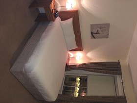 Brogan's Bar & Guesthouse