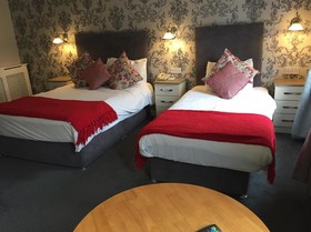 Castle Arch Hotel