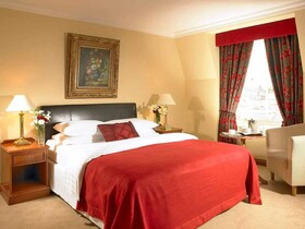 Bridge House Hotel, Spa & Leisure