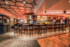 Bridge House Hotel, Spa & Leisure