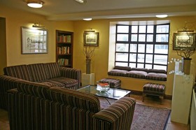 Dooley's Hotel