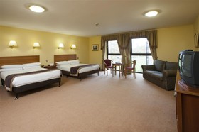 Best Western Plus Westport Woods