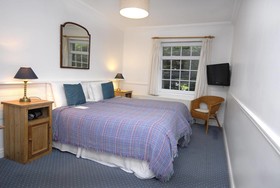 Saint Anthony’s Riverside B&B