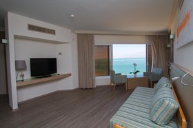 VERT Dead Sea Hotel