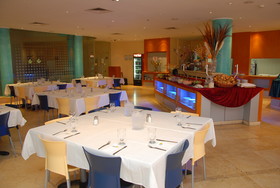 Adi Hotel