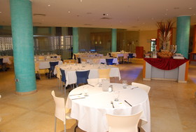 Adi Hotel