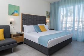 Americana Hotel