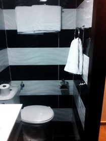 Camelot Suites Motel