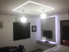 Camelot Suites Motel